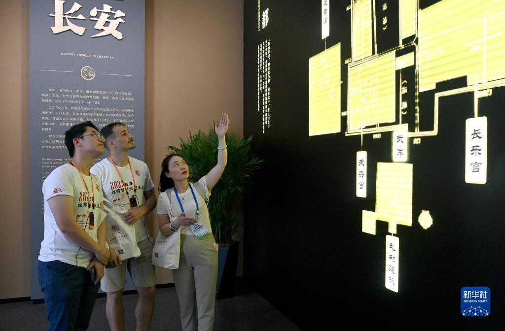 bte365哪个是真的